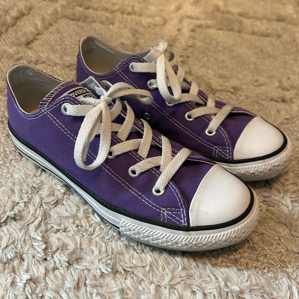 Converse Chuck Taylor Low-Top Sneakers - Electric Purple - Picture 6 of 8